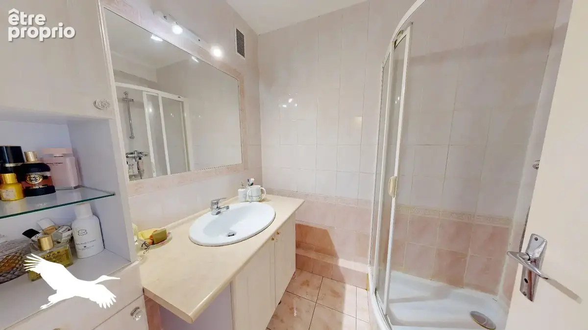 A VENDRE - Marseille 13013, Château Gombert / St Mitre - Appartement 4 pièces de 81m² avec terrasse, parking privatif en SUS et  - photo 8