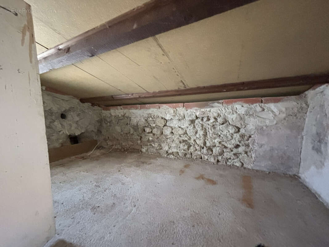 Maison à MIRABEL-AUX-BARONNIES