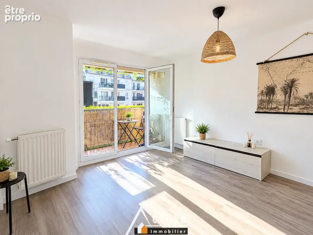 Appartement à SARTROUVILLE