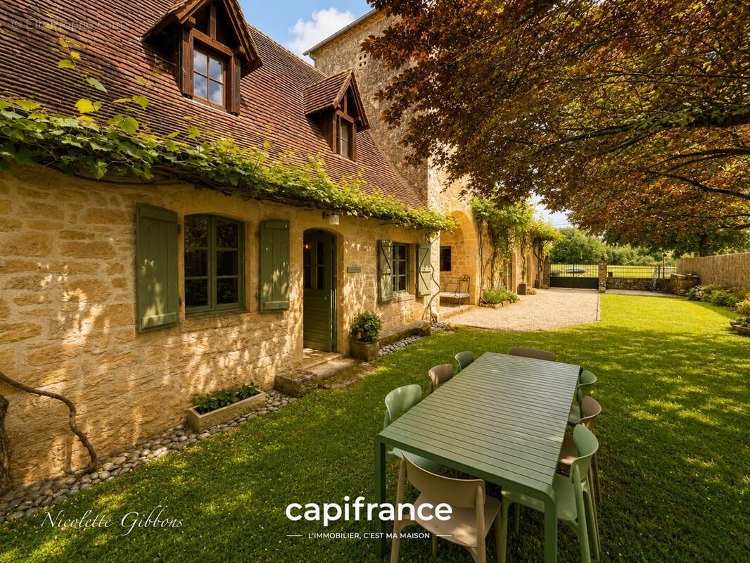 Élégante demeure en pierres,à vendre 7 chambres secteur Carennac Betaille - photo 2
