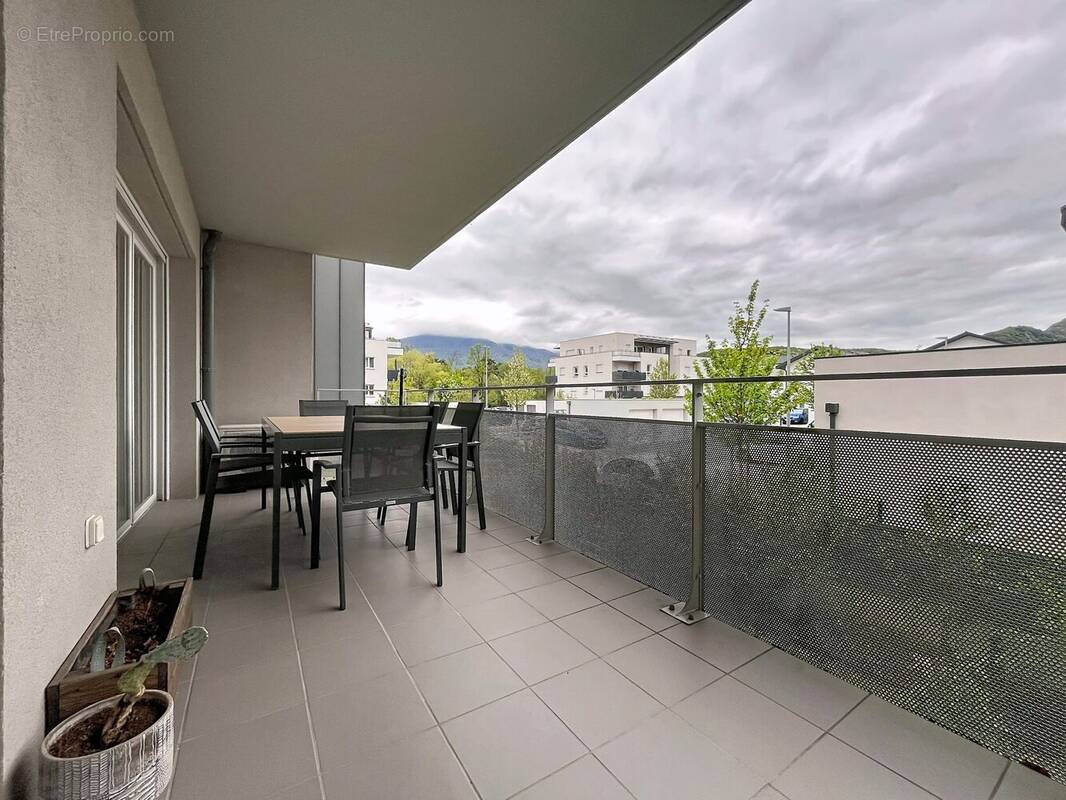 Appartement à VARCES-ALLIERES-ET-RISSET