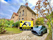 Maison à SARTROUVILLE