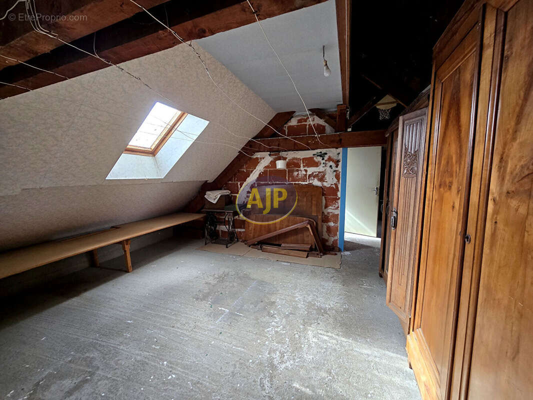 GUEMENE-PENFAO maison 6 chambres - photo 11
