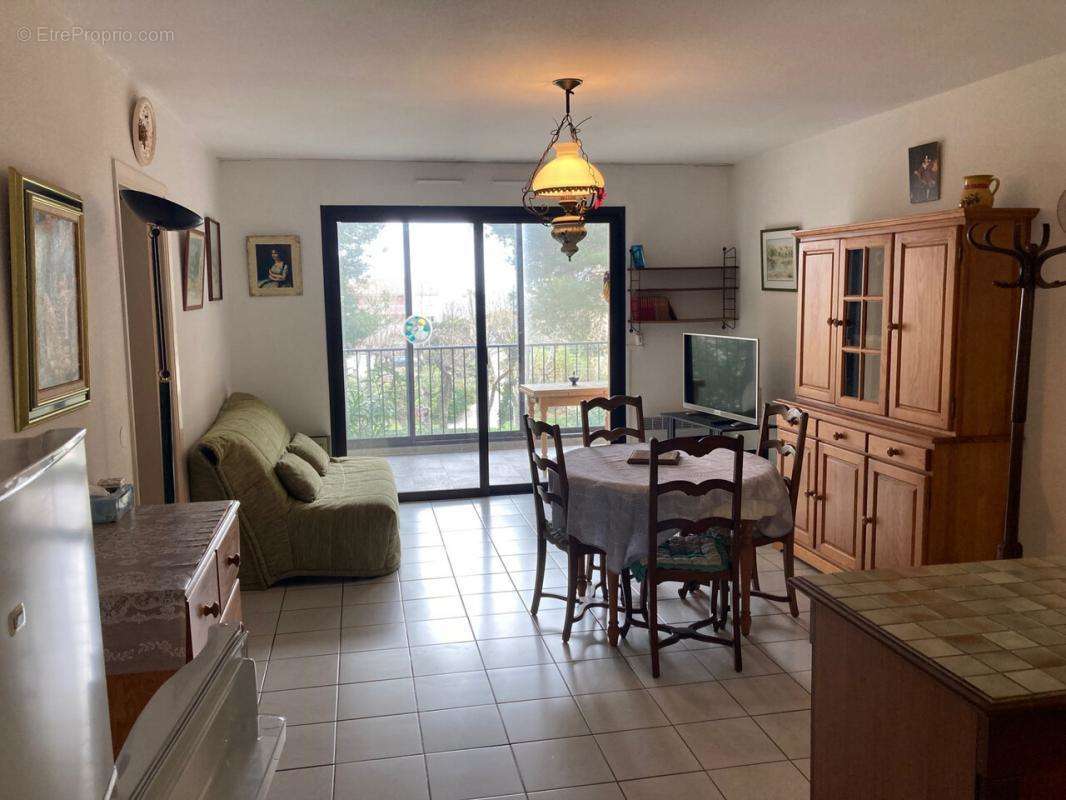 Appartement à SIX-FOURS-LES-PLAGES