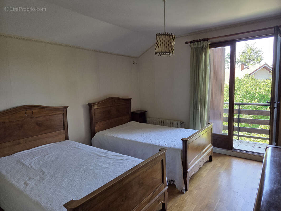Maison de 226m2 à Doubs sur un terrain de 869 m2 - photo 14
