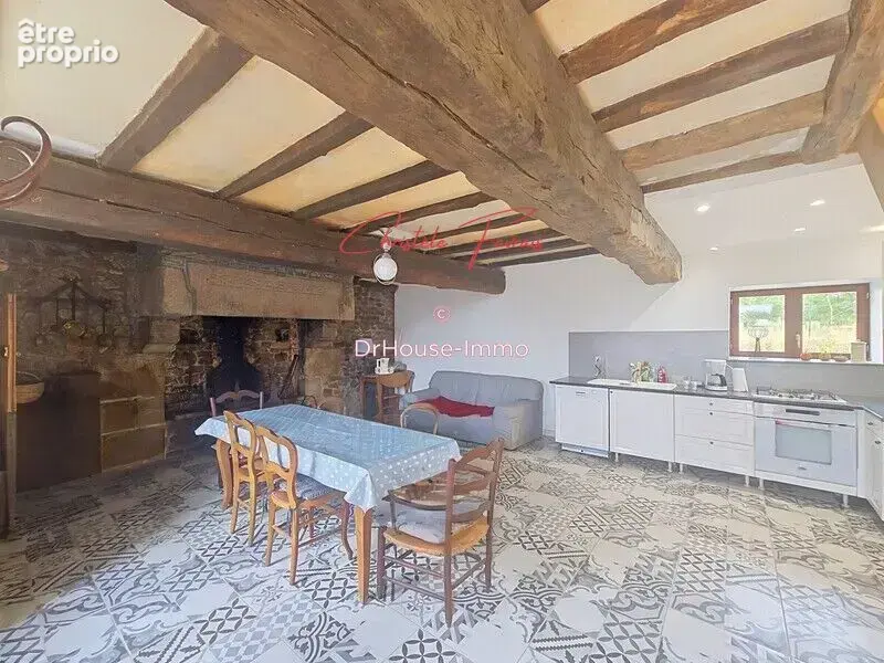 Maison 80 m² à Saint-Brice-De-Landelles  - photo 2