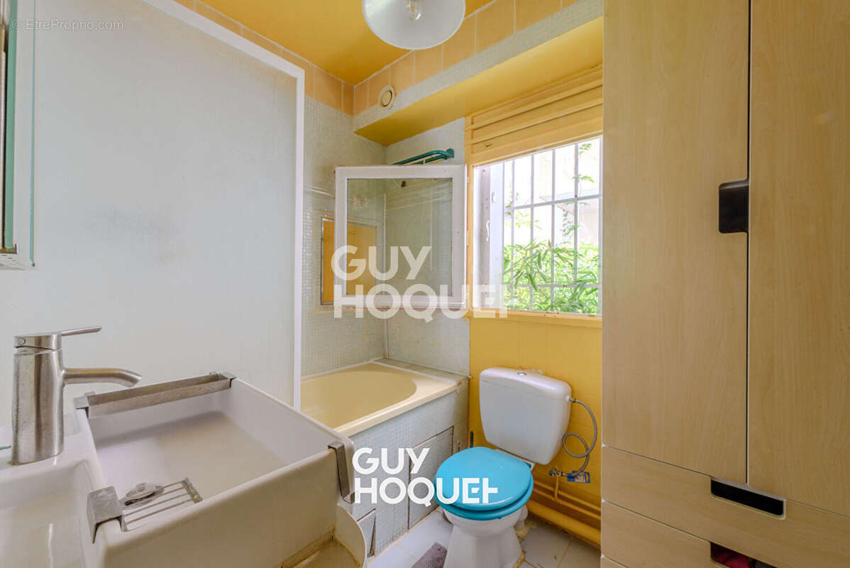 Appartement à PARIS-10E
