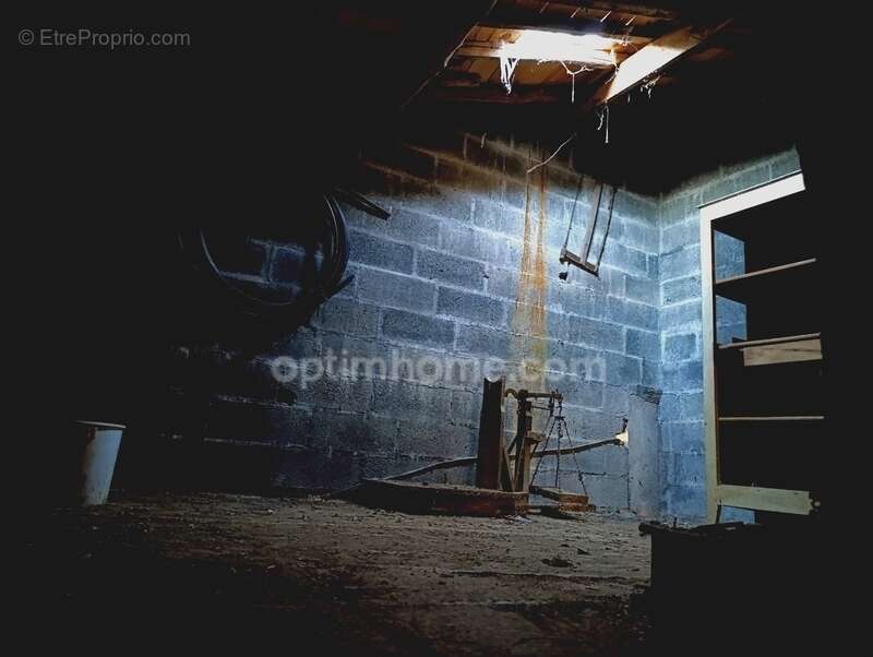 Maison à LA CAILLERE-SAINT-HILAIRE