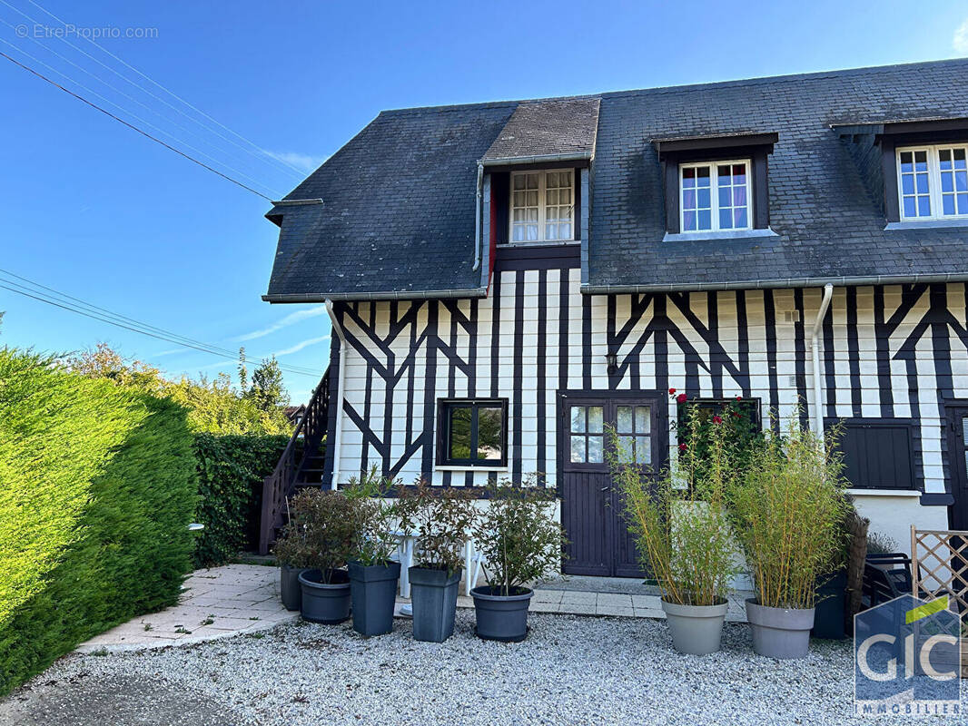 Appartement à TROUVILLE-SUR-MER