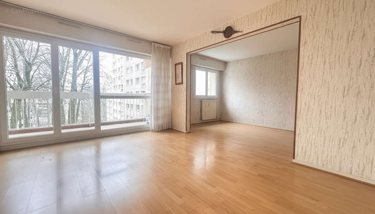 Appartement à EVRY