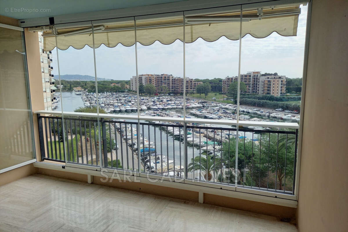 Appartement à MANDELIEU-LA-NAPOULE