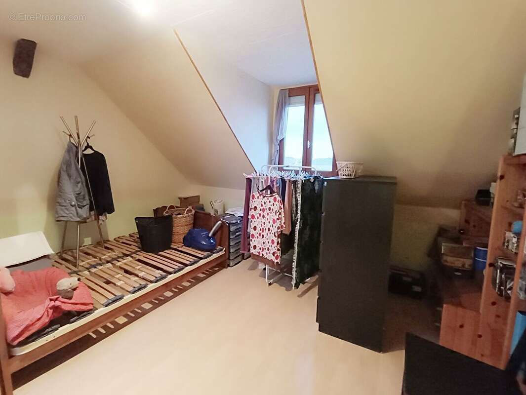 Maison à SAINTE-GENEVIEVE