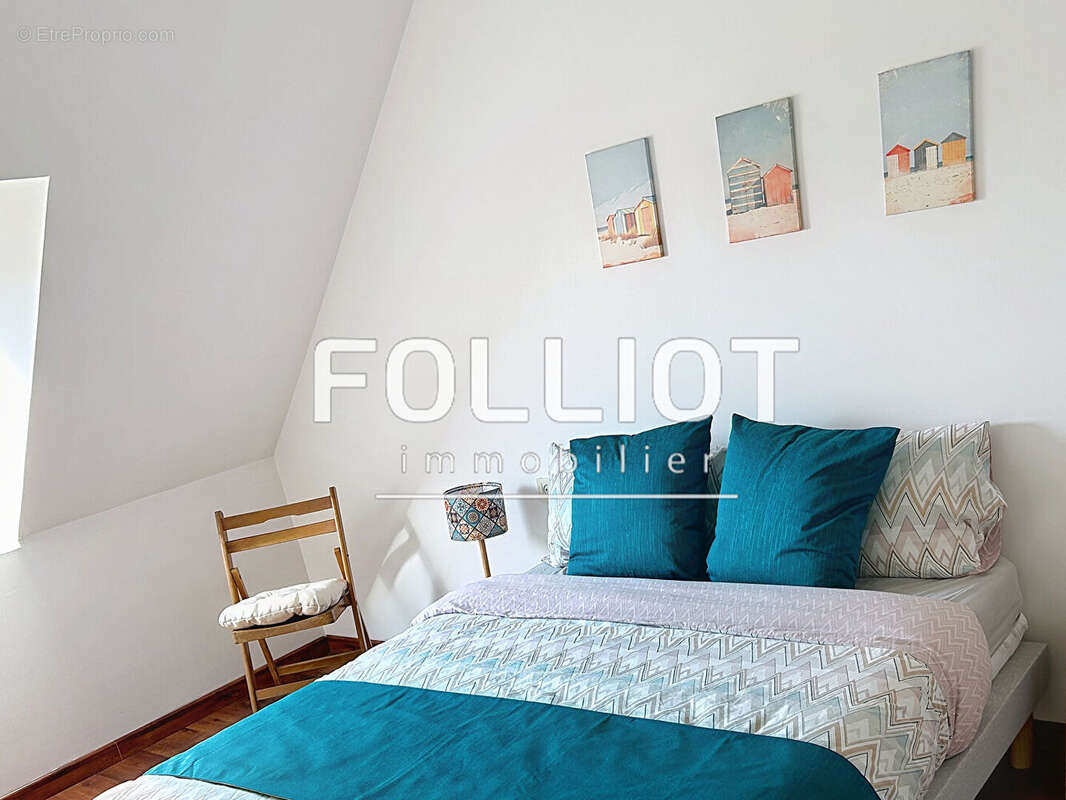 Maison à DRAGEY-RONTHON