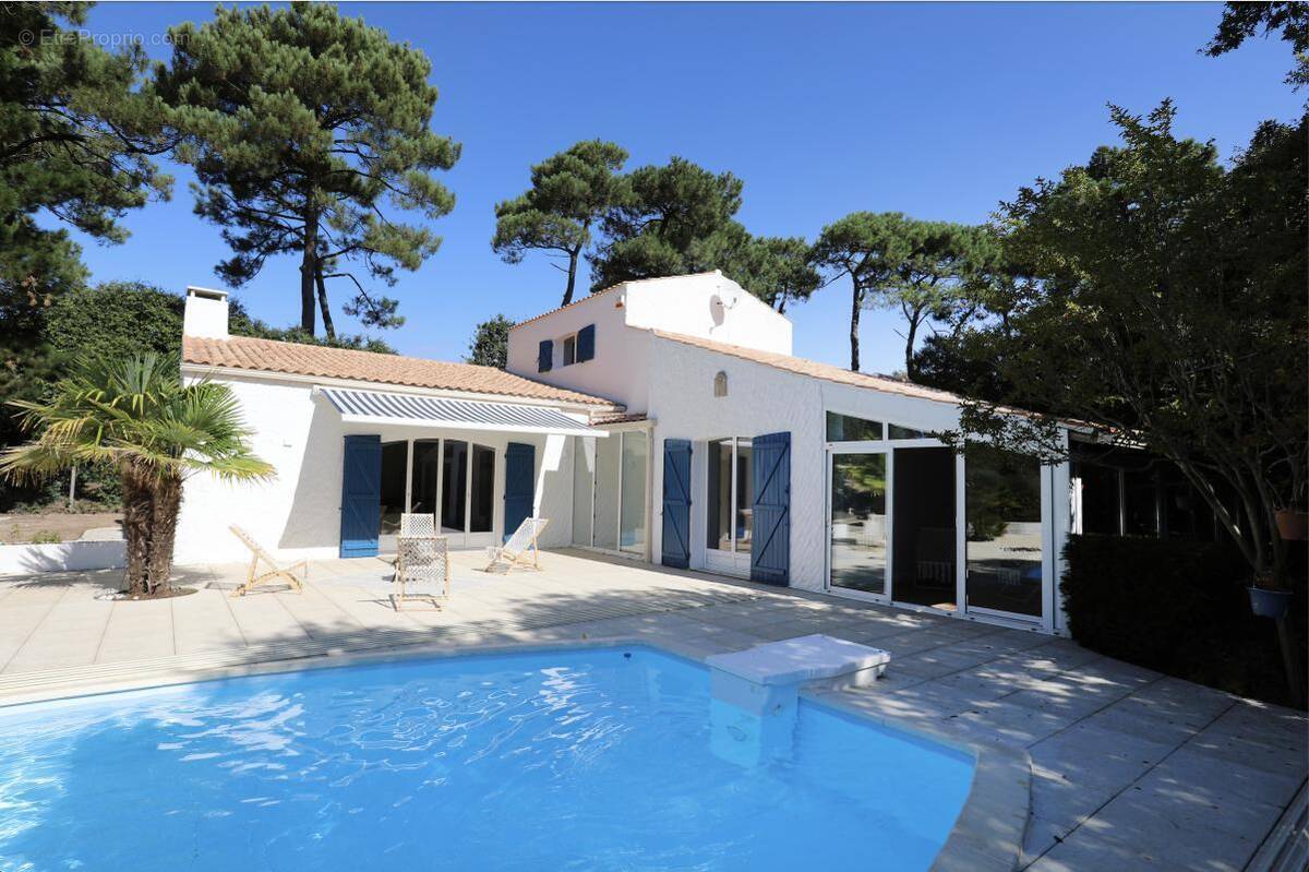 Maison à TALMONT-SAINT-HILAIRE