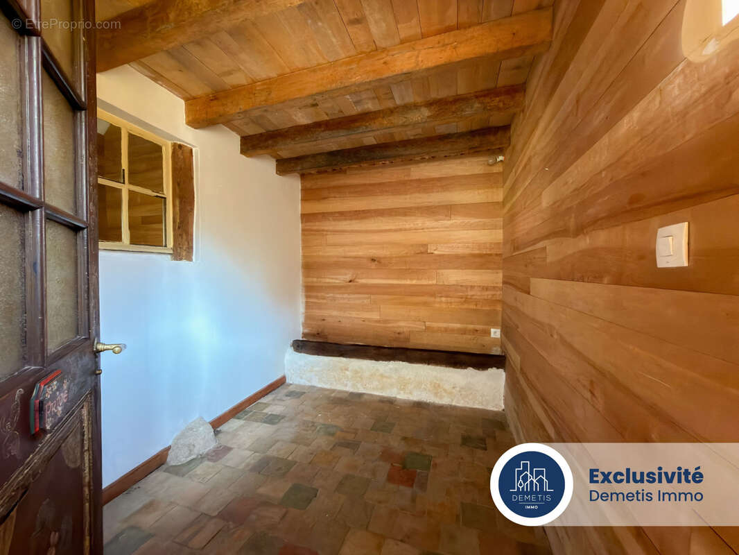 Maison à SAINT-MARS-SOUS-BALLON