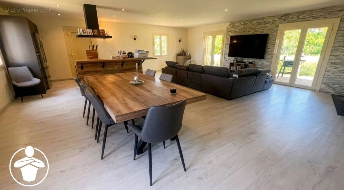Maison à CONDEZAYGUES
