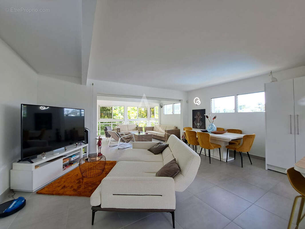 Maison à FORT-DE-FRANCE