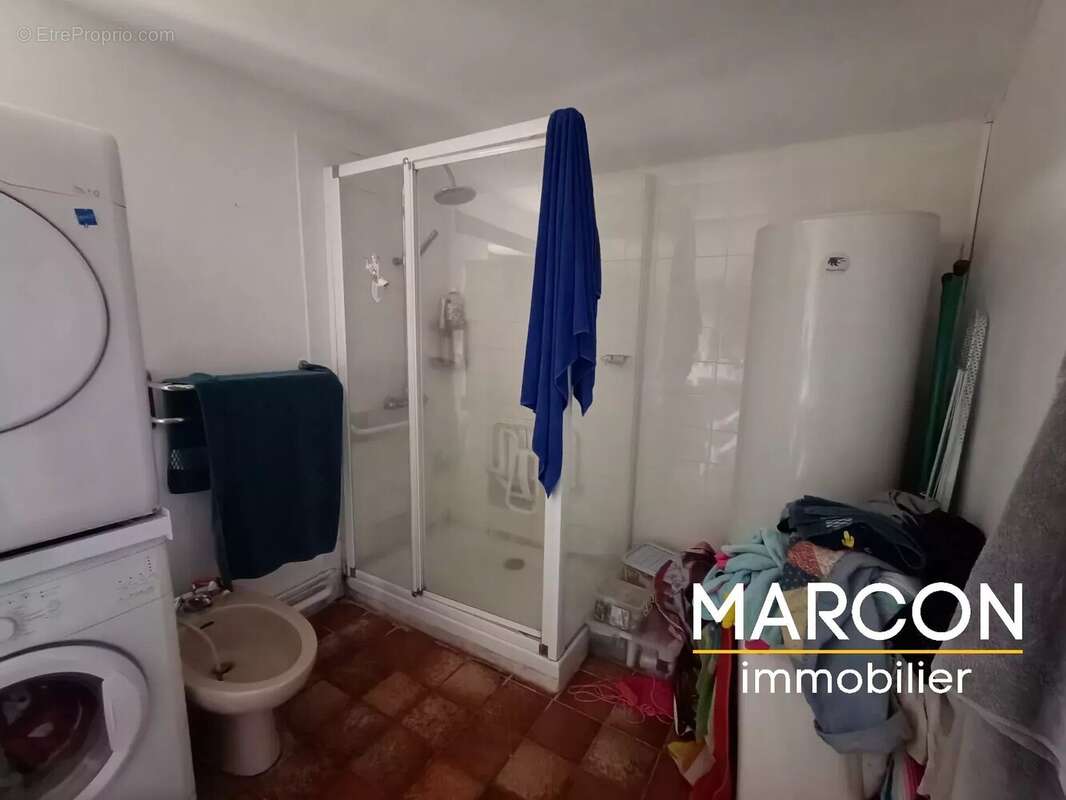 Maison à LE DONZEIL