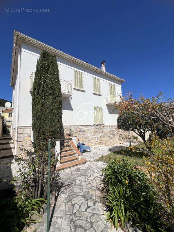 Maison à LA VALETTE-DU-VAR