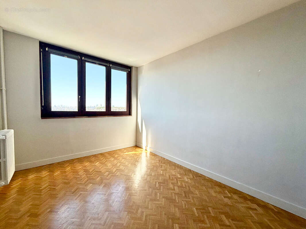 Appartement à FONTENAY-SOUS-BOIS
