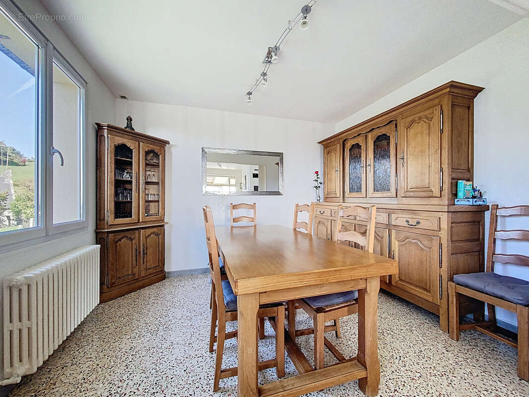 Maison à SAINT-GEORGES-DE-LA-RIVIERE