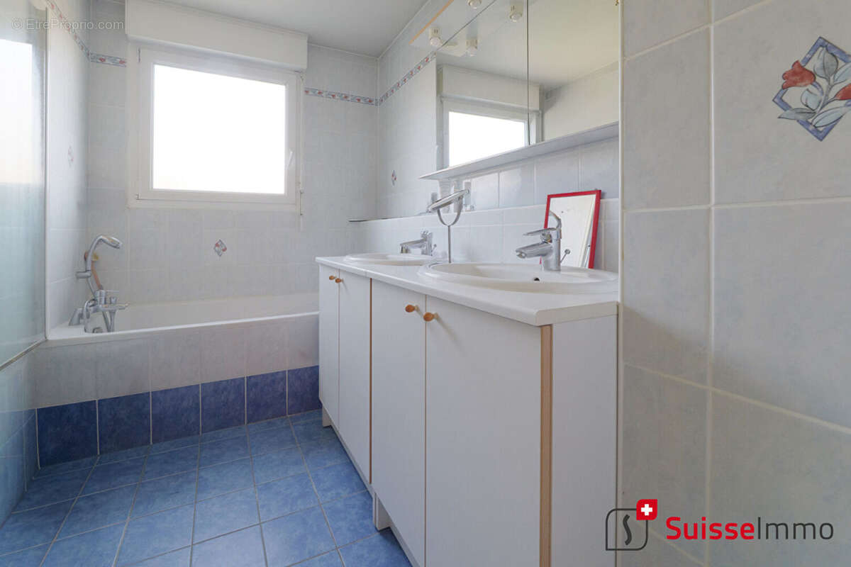 Appartement à AUDINCOURT