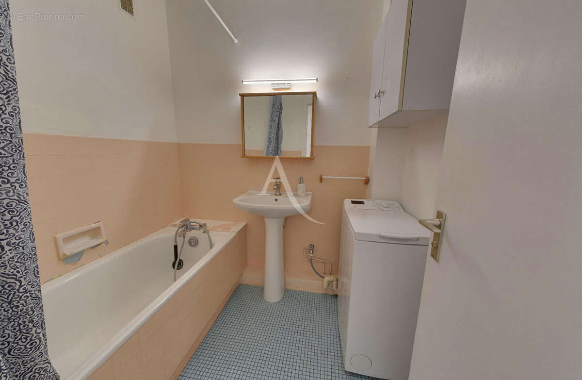 Appartement à FONTENAY-SOUS-BOIS