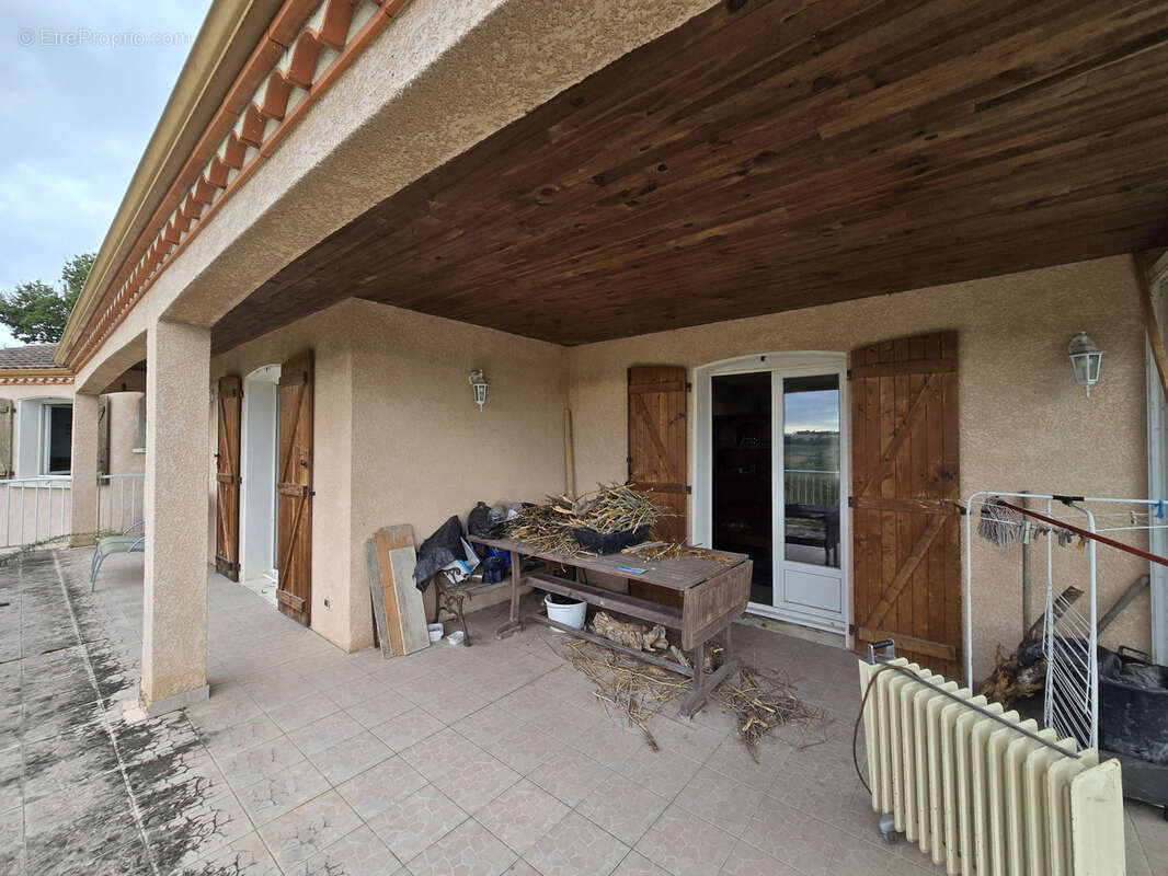 Maison à SAINTE-CROIX