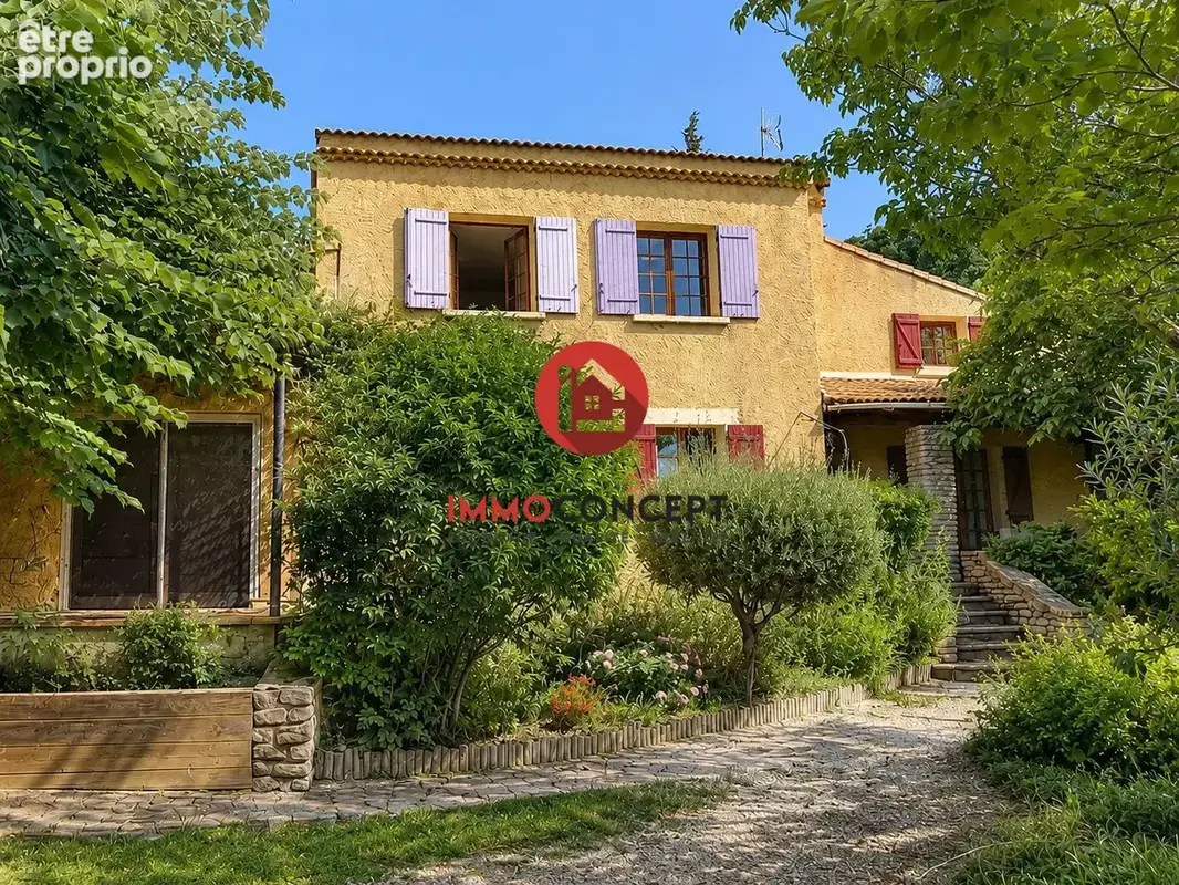 Maison à PUJAUT