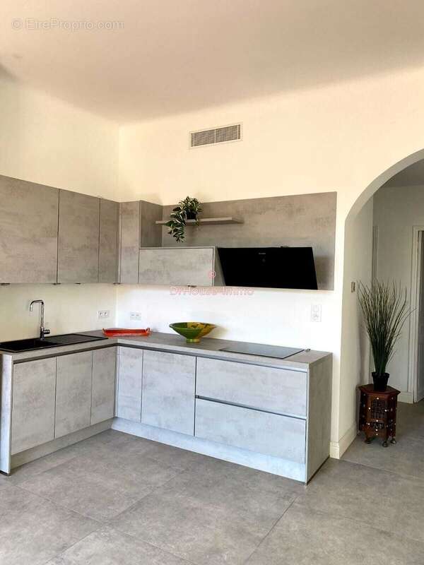Appartement à HYERES