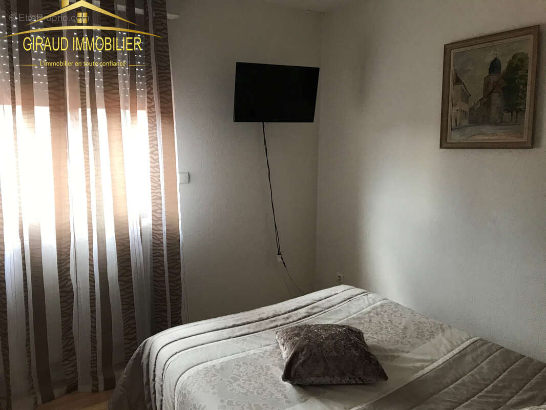 Appartement à CHARLIEU