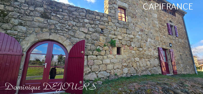 Ardèche, ensemble charmant de 2 maisons en pierres, avec terrasses, caves voutées et terrains attenants - photo 15