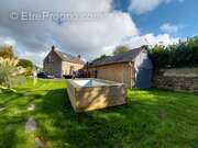 Maison à NOYAL-SUR-BRUTZ