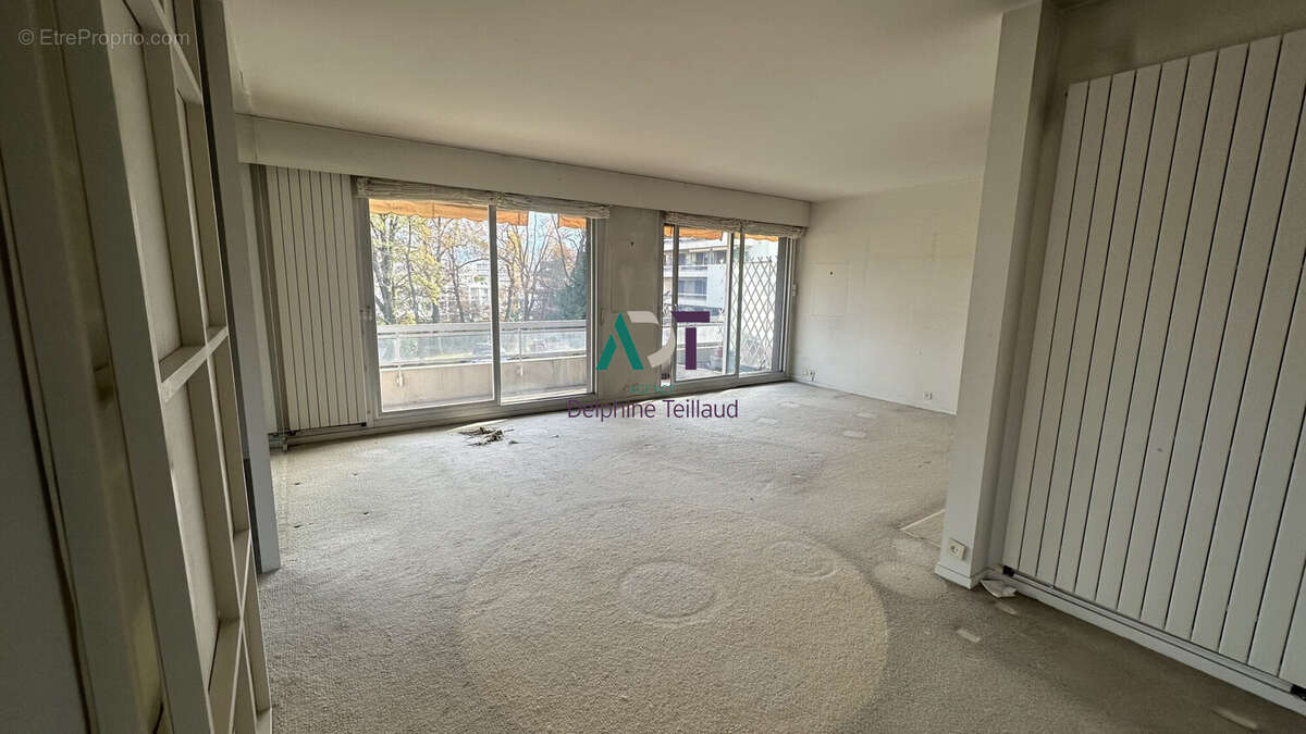 Appartement à MEYLAN