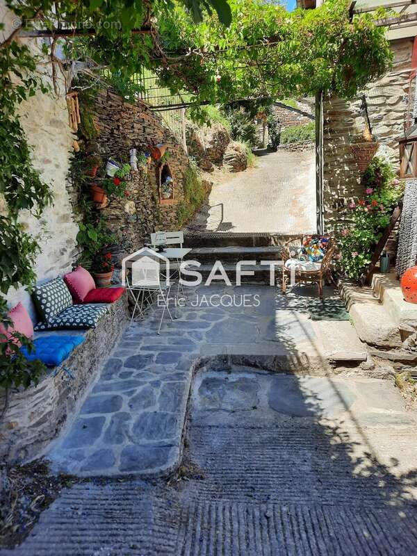 Photo 8 - Maison à LE POMPIDOU
