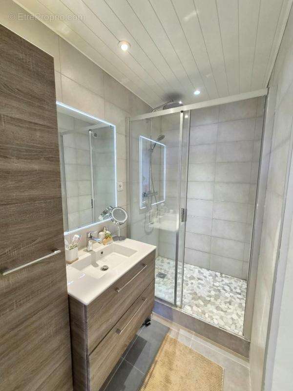 Appartement à BOURG-LES-VALENCE