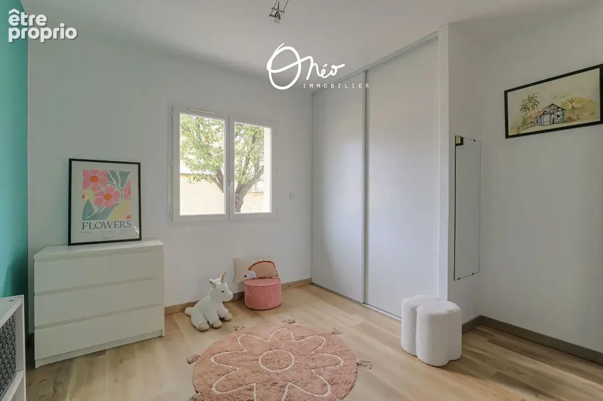 Mions - Maison de plain-pied de 118 m2 sur son terrain de 800 m2 - photo 16
