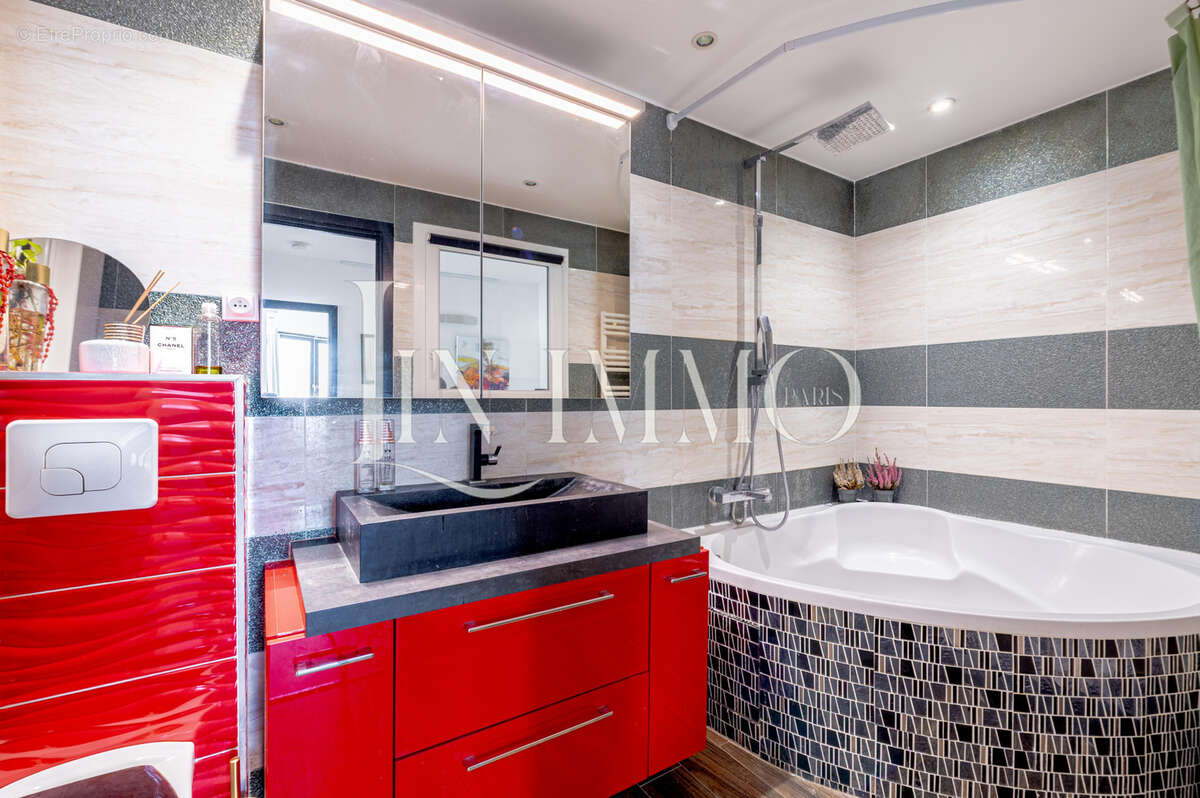 EXCLUSIVITE LIN IMMO:Un véritable chef-d'œuvre avec vue époustouflante sur la Tour Eiffe - photo 11