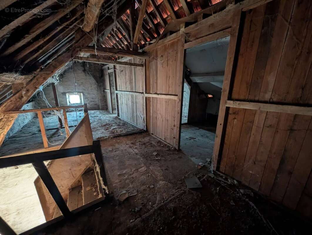 Maison à CREPY-EN-VALOIS