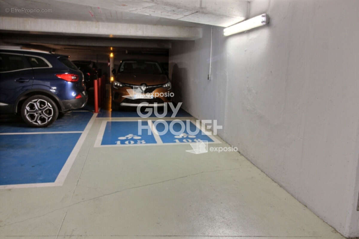 Parking à PUTEAUX