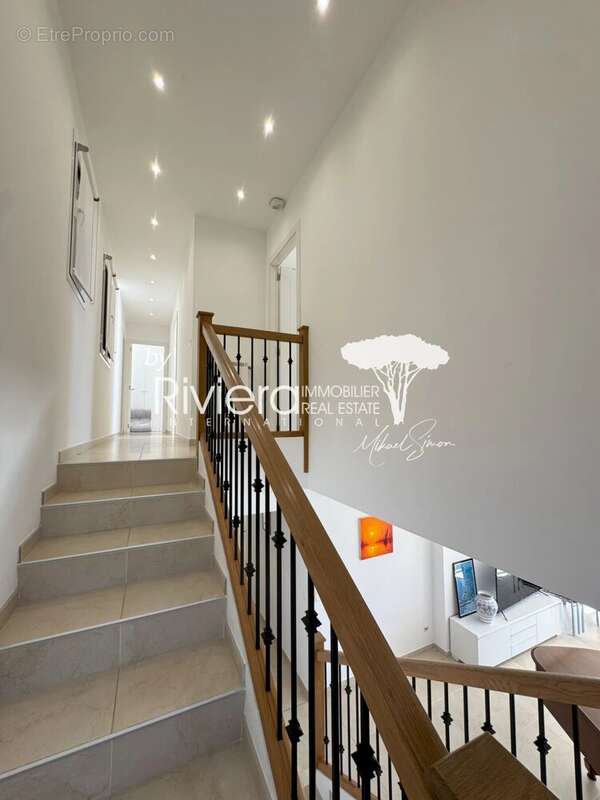 Maison à LA CROIX-VALMER