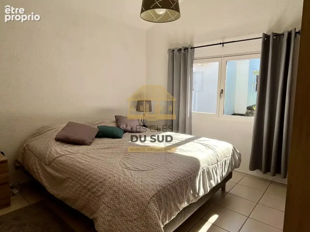 Villa familiale T5/6 spacieuse avec grand jardin plat et vue dégagée au Tampon – Pont d’Yves 97430 - photo 7