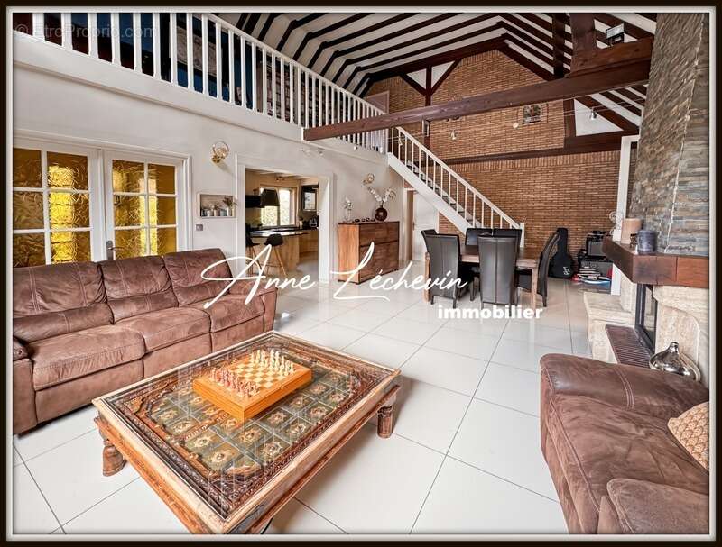 Maison à PROVIN