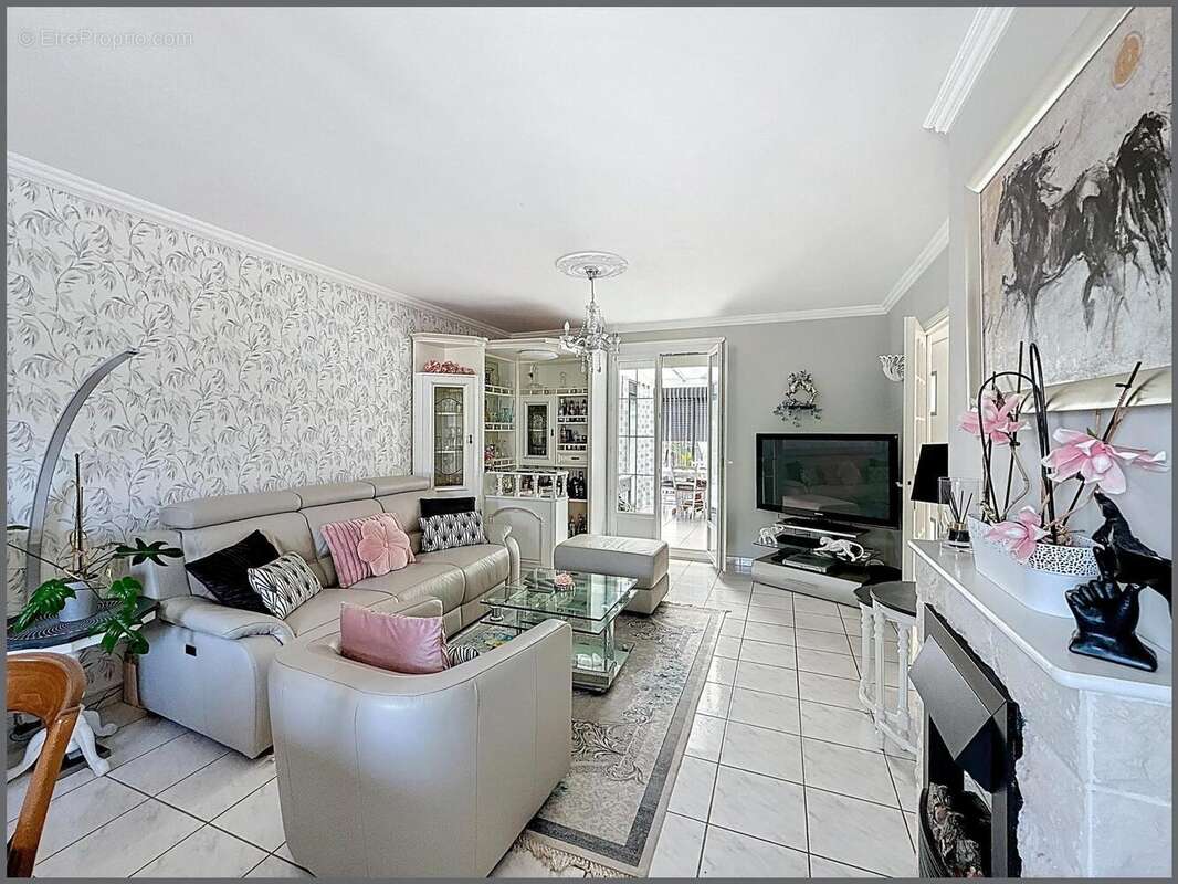 Photo 2 - Maison à ESVRES