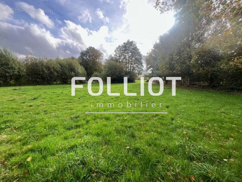 Terrain à SOURDEVAL