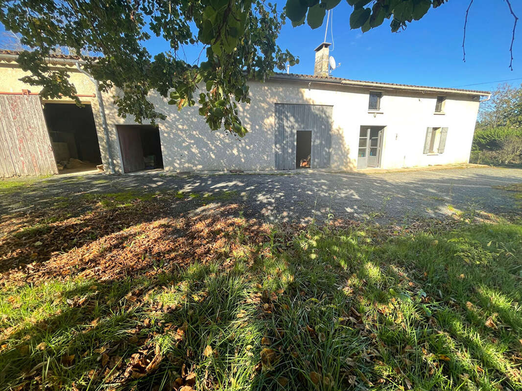Maison à MONSEGUR