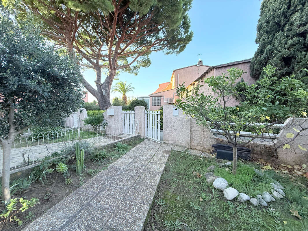 Maison à SIX-FOURS-LES-PLAGES