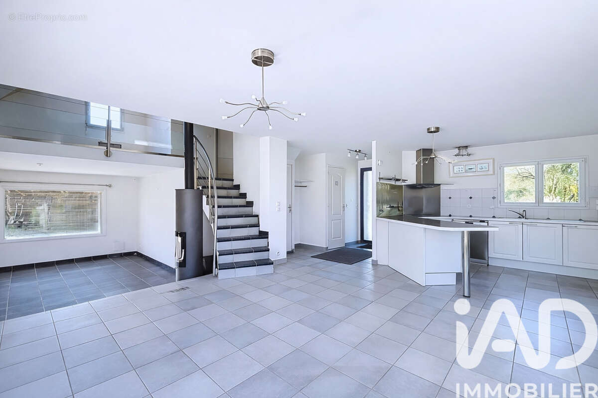 Photo 2 - Maison à SAINTE-ANNE-D'AURAY