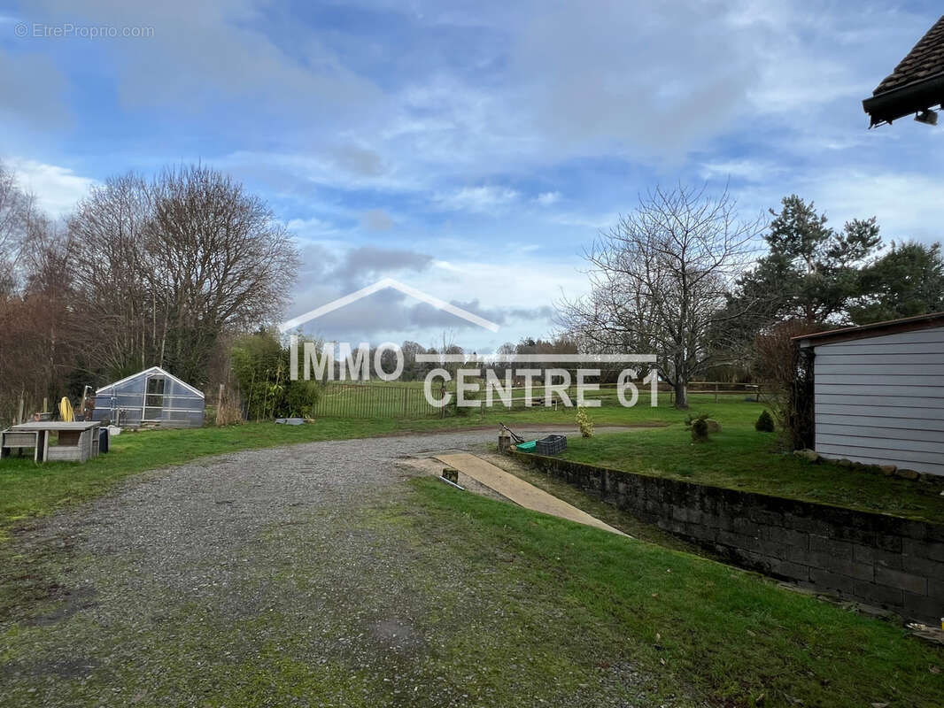 Maison à LA FERTE-MACE