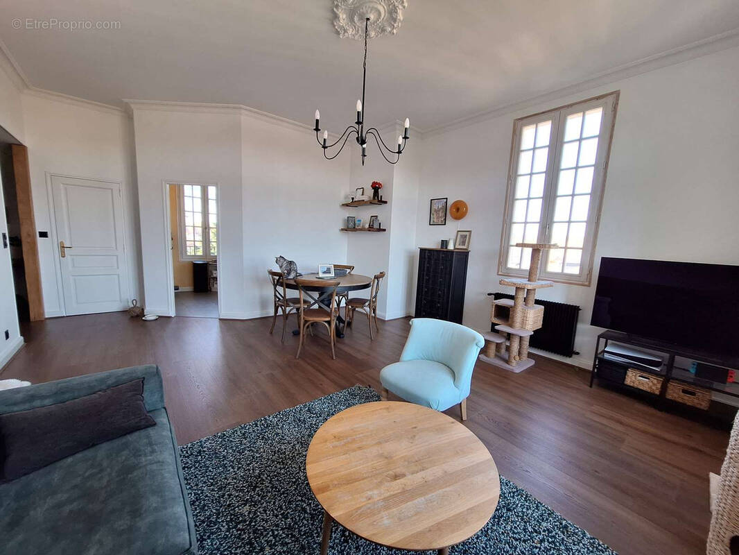 Appartement à EU